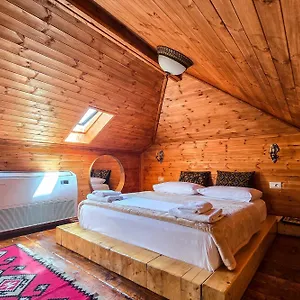 Silver Hill 3*, Gjirokastër ألبانيا