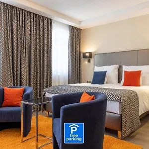 فندق Silver Crown & Residence, Palace Quarter, بودابست