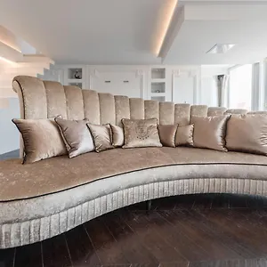 Luxury Down Town Apartman