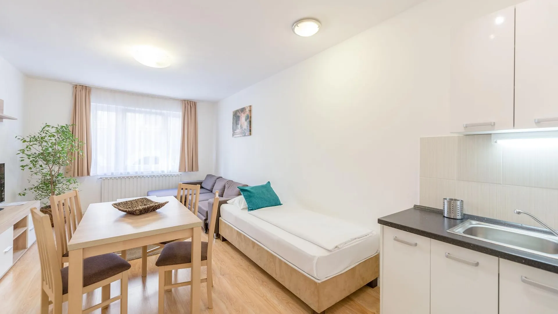 Prince Apartments Budapest Aparthotel