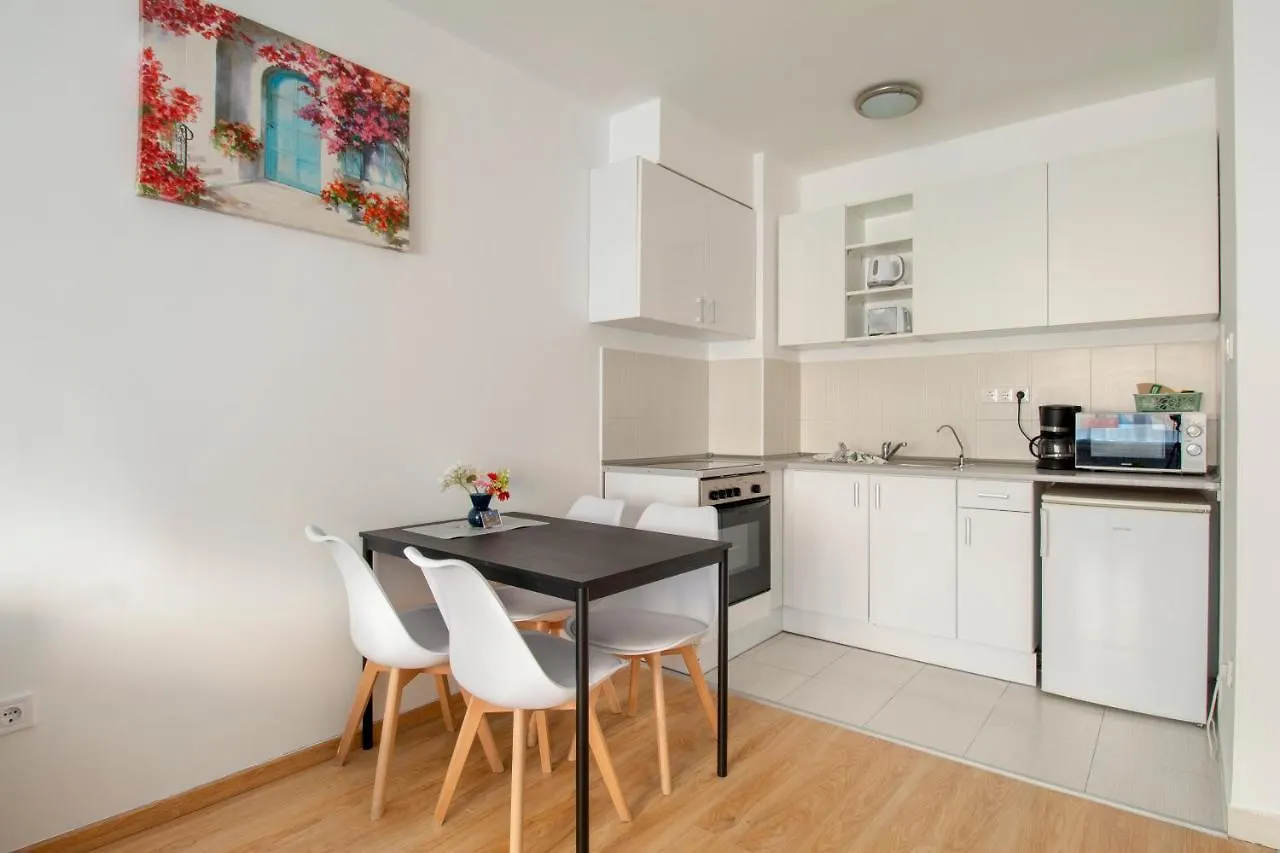 Prince Apartments Budapest 3*,